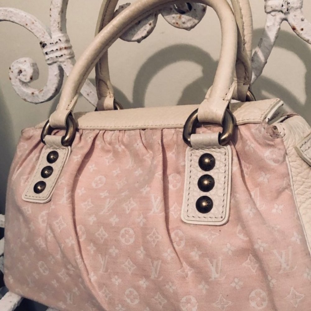 BEAUTIFUL Louis Vuitton Light Pink Monogram bag